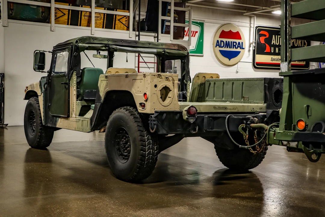 2006 Hummer HMMWV - Image 10 of 31