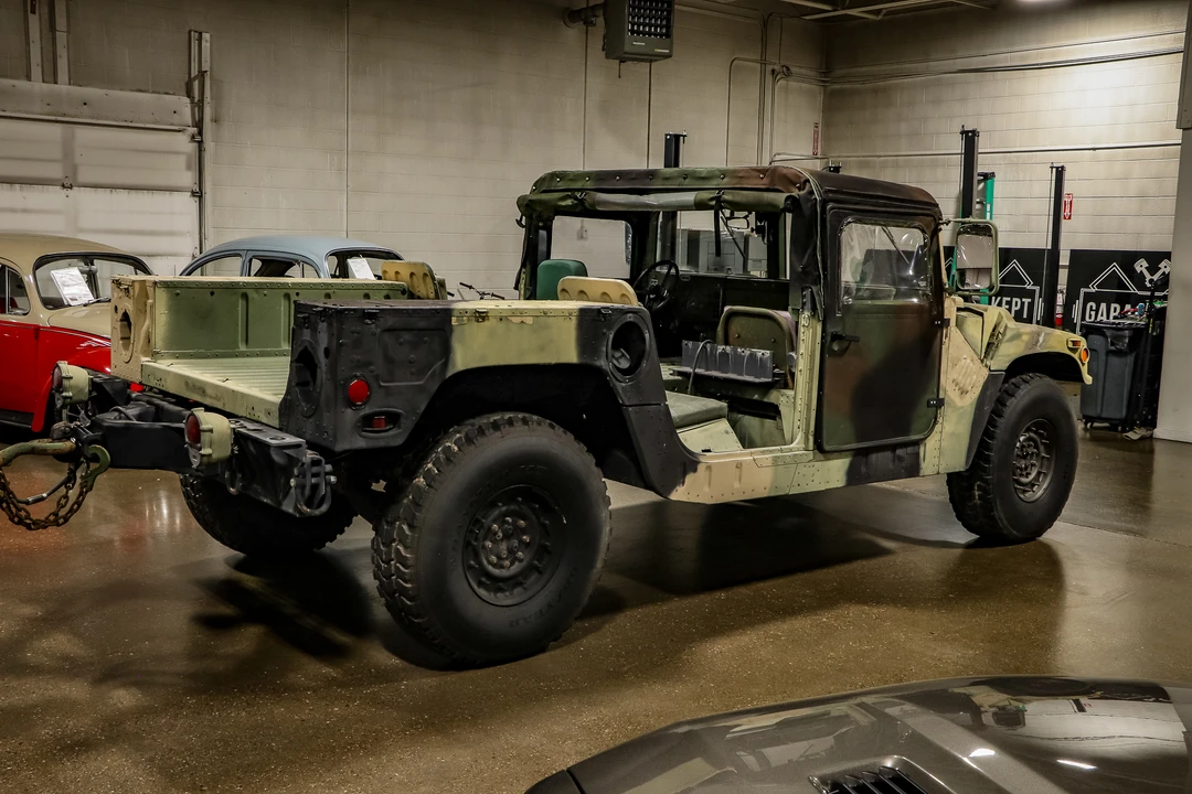 2006 Hummer HMMWV - Image 12 of 31