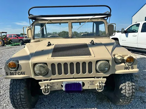 2006 AM General M1078 HMMWV