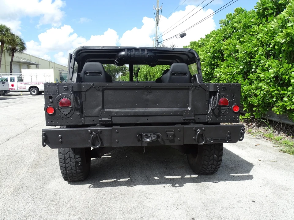 2006 Hummer HMMWV - Image 9 of 31
