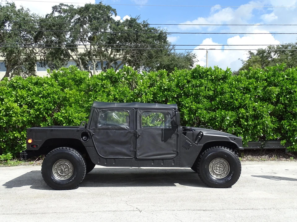 2006 Hummer HMMWV - Image 11 of 31