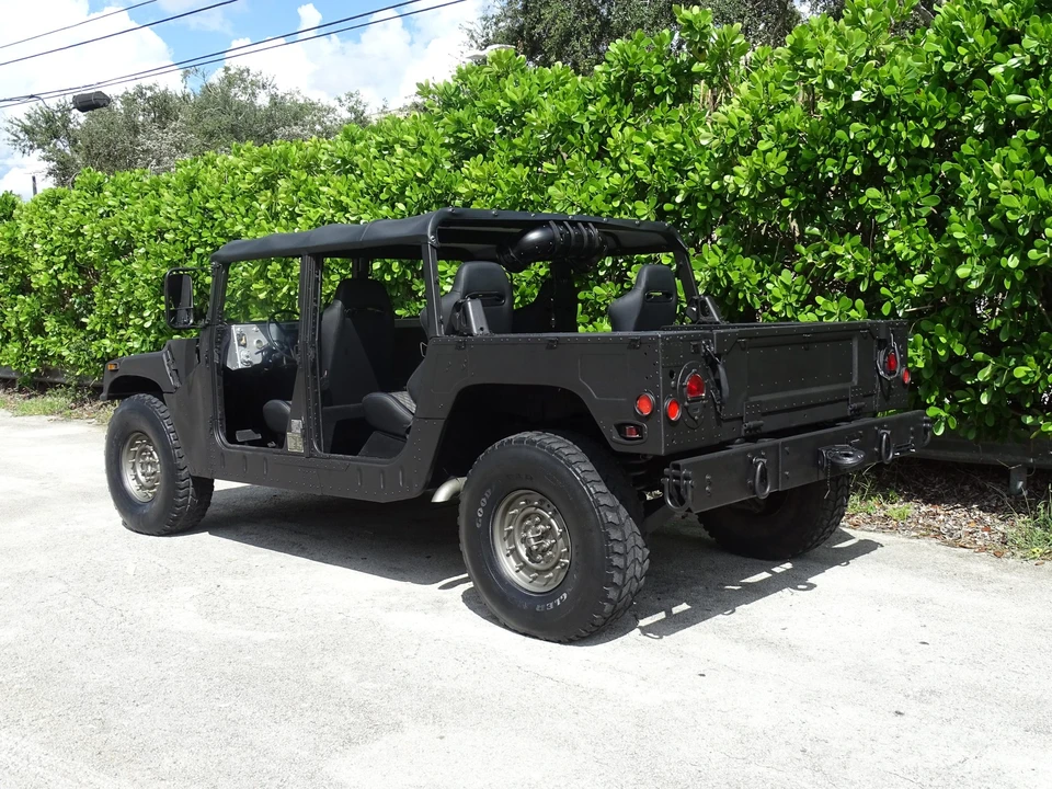 2006 Hummer HMMWV - Image 16 of 31
