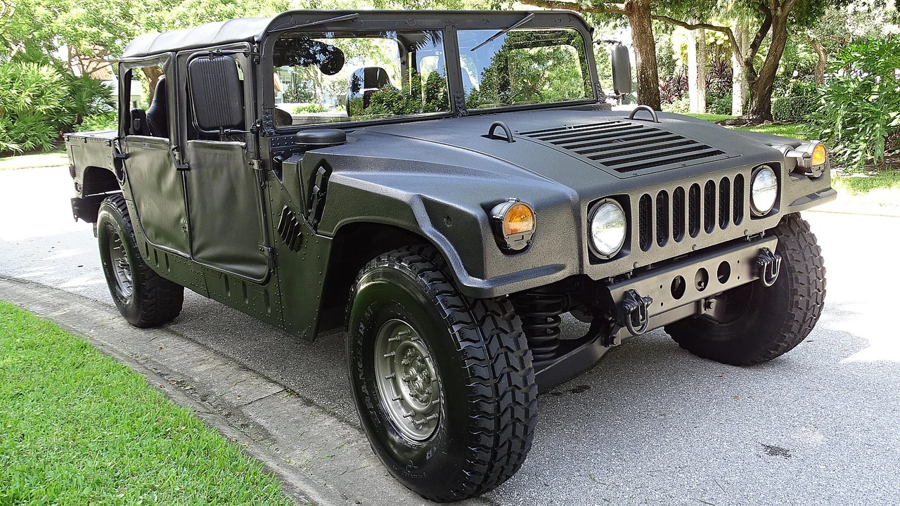 2006 Hummer HMMWV - Image 24 of 31