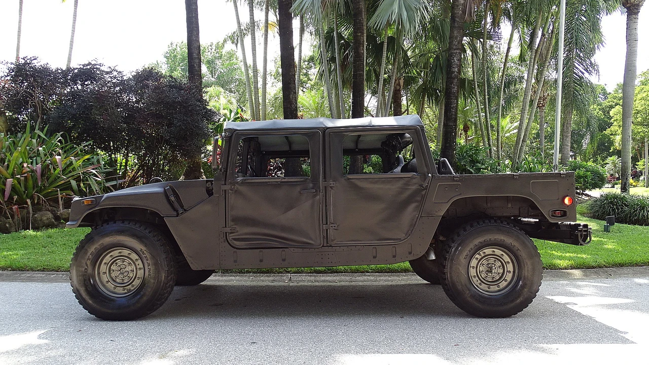 2006 Hummer HMMWV - Image 29 of 31