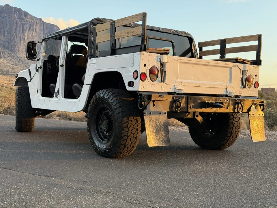 2006 Hummer HMMWV - Image 15 of 31