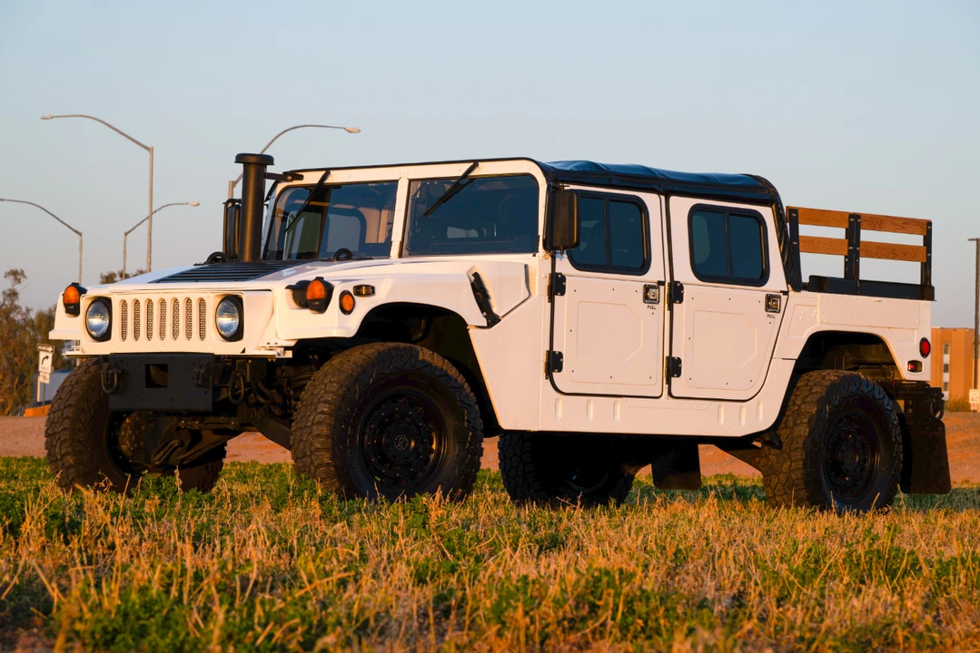 2006 Hummer HMMWV - Image 7 of 31