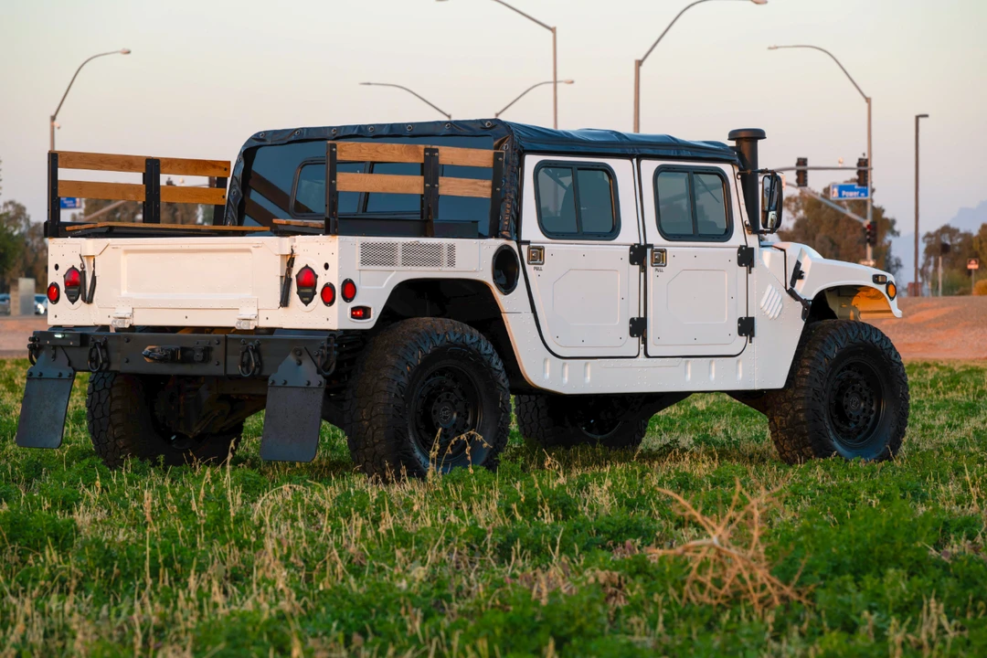2006 Hummer HMMWV - Image 23 of 31