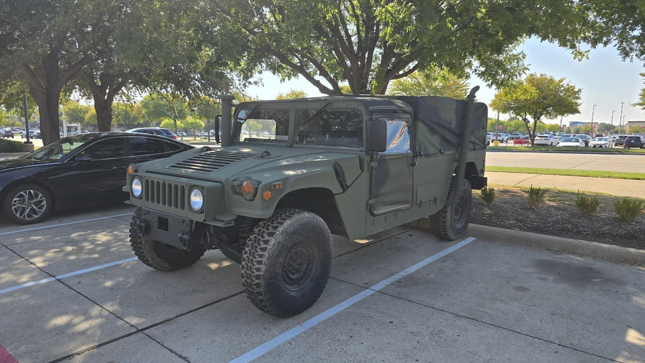 2006 Hummer HMMWV - Image 12 of 31