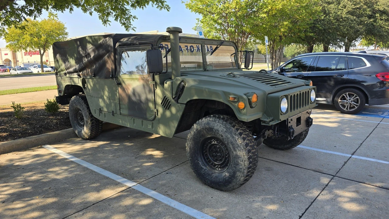 2006 Hummer HMMWV - Image 13 of 31