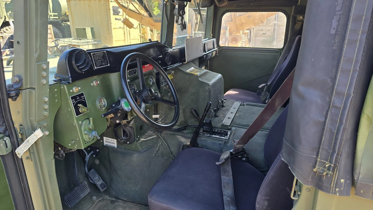2006 Hummer HMMWV - Image 20 of 31