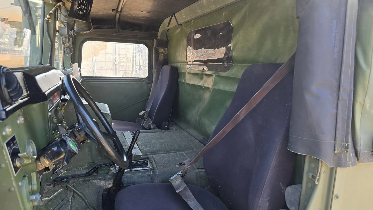 2006 Hummer HMMWV - Image 22 of 31