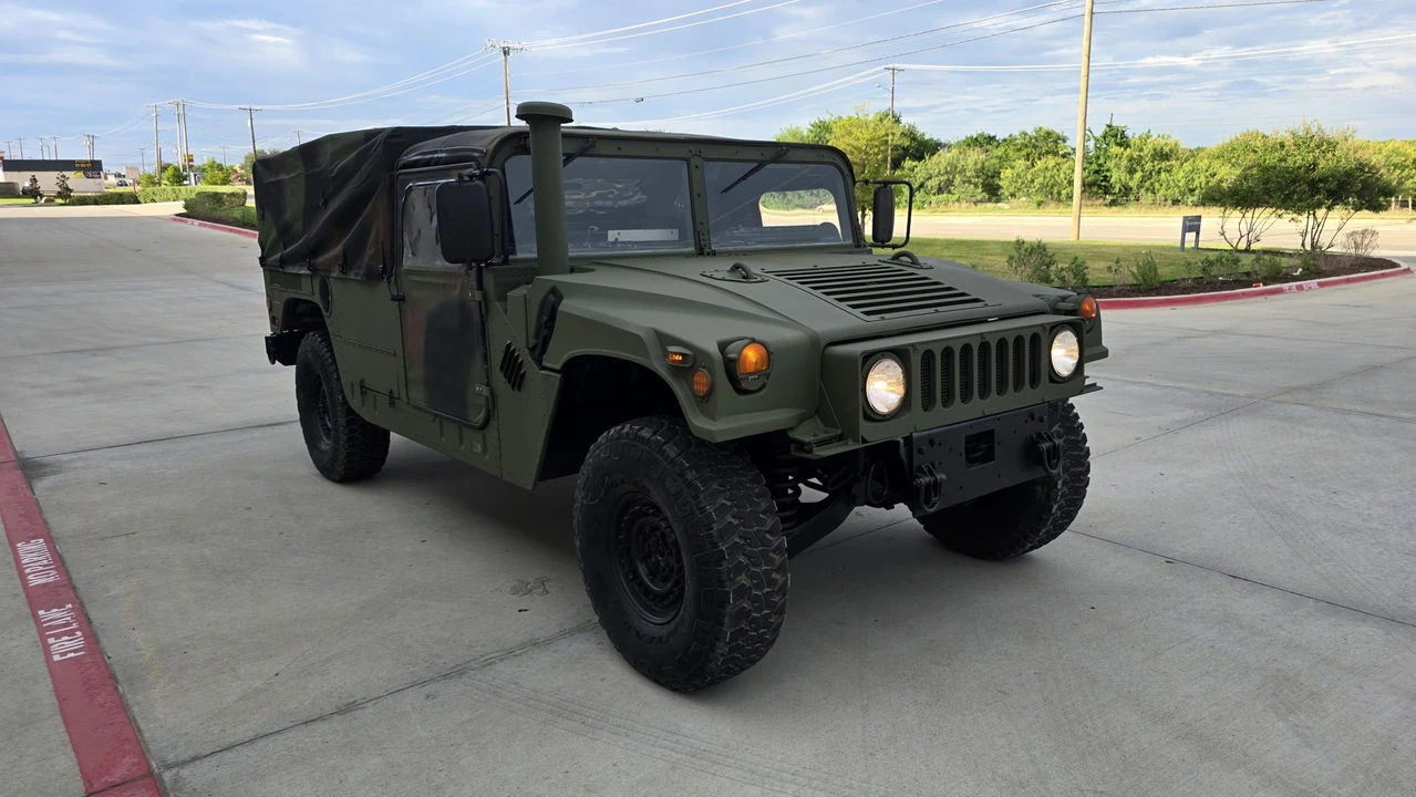 2006 Hummer HMMWV - Image 8 of 31