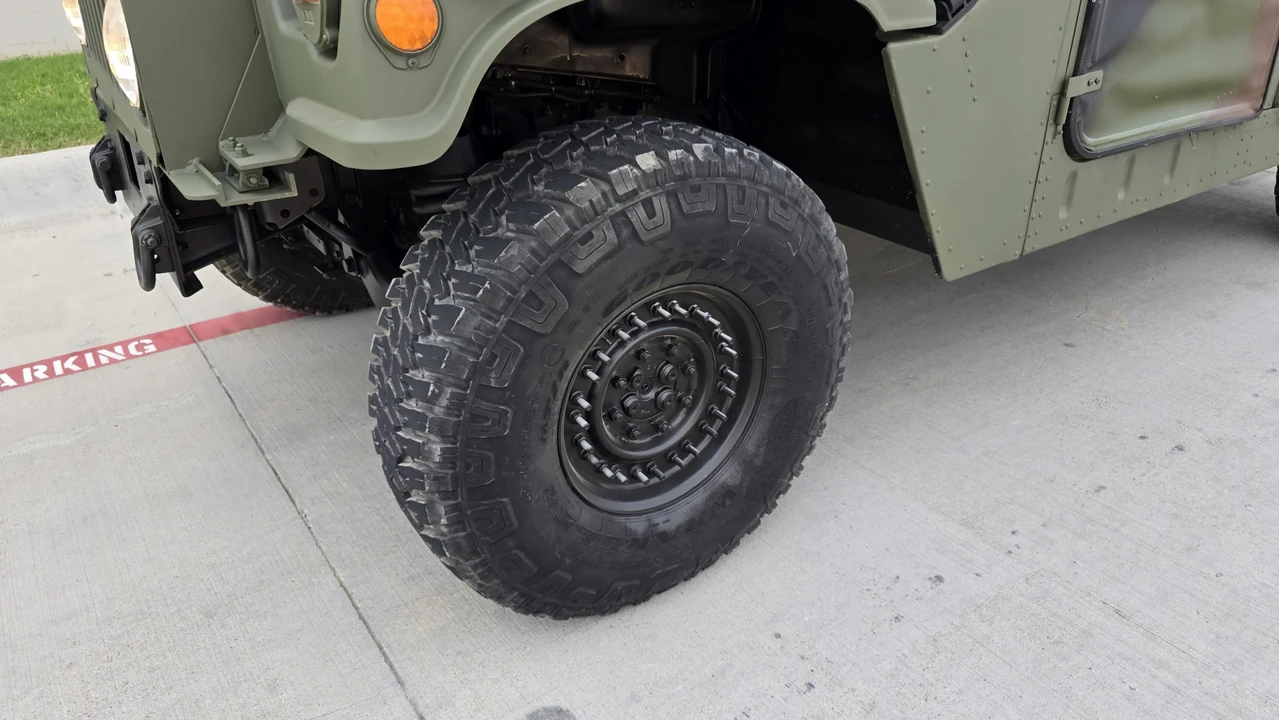 2006 Hummer HMMWV - Image 17 of 31