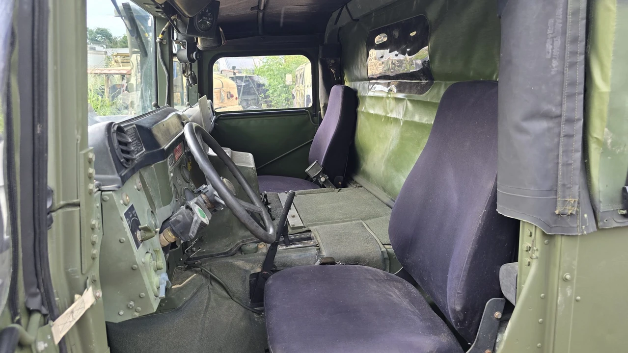 2006 Hummer HMMWV - Image 23 of 31