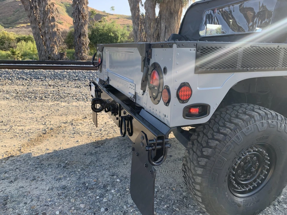 2006 Hummer HMMWV - Image 29 of 31