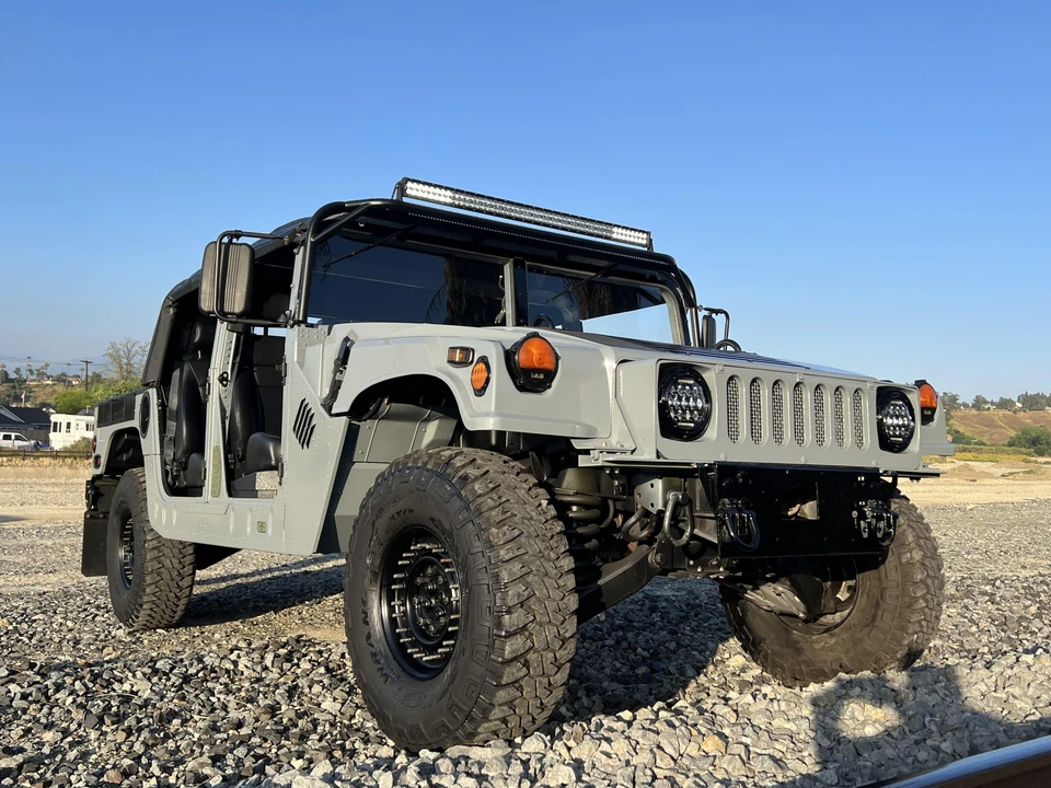 2006 Hummer HMMWV - Image 13 of 31