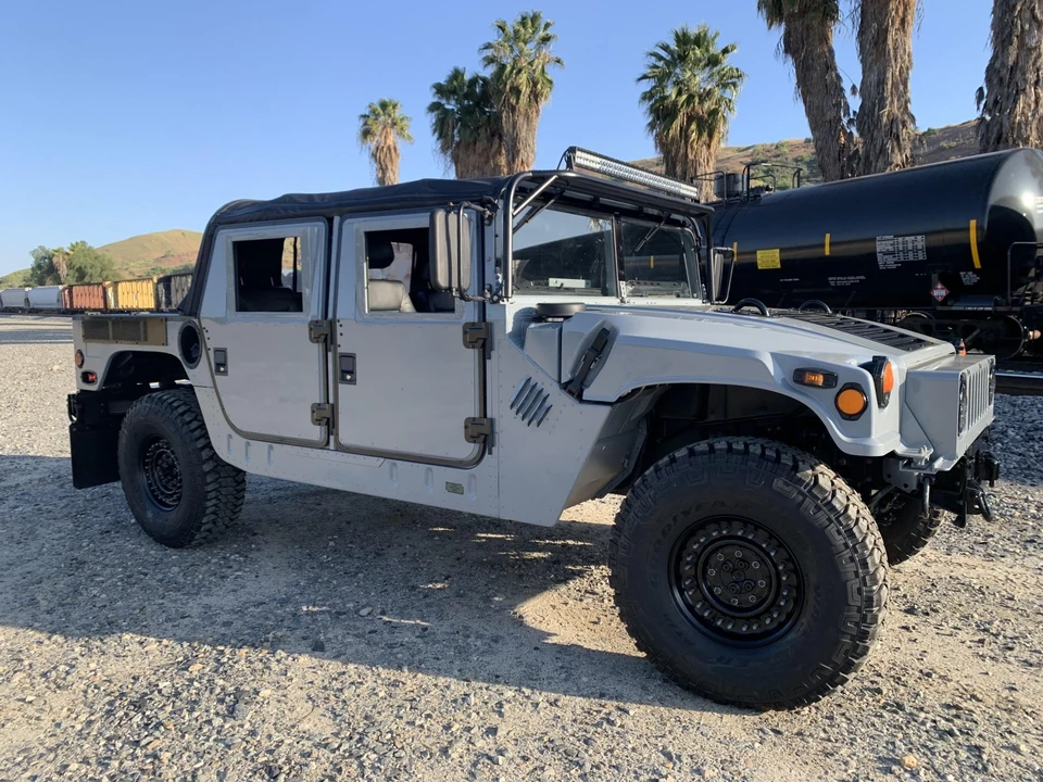 2006 Hummer HMMWV - Image 7 of 31