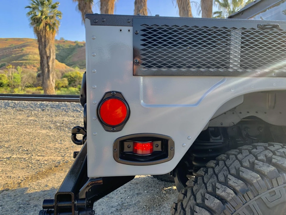 2006 Hummer HMMWV - Image 30 of 31