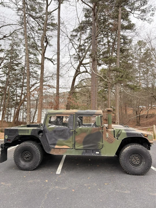 2006 Hummer HMMWV - Image 13 of 31