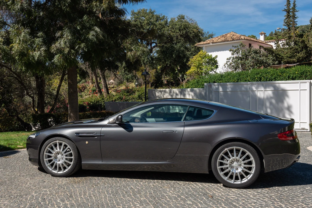 2006 Aston Martin DB9 - Image 8 of 31
