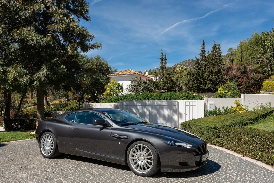 2006 Aston Martin DB9 - Image 14 of 31