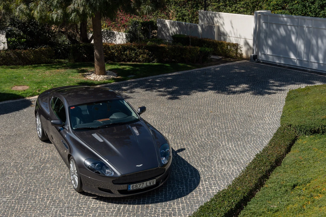 2006 Aston Martin DB9 - Image 25 of 31