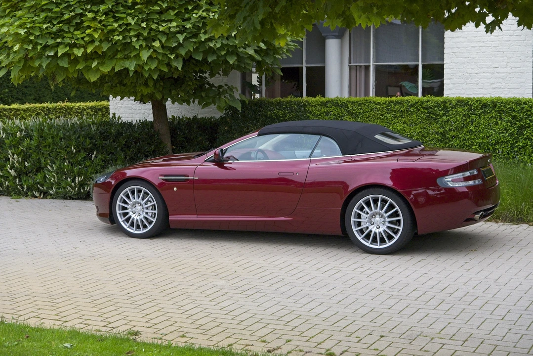 2006 Aston Martin DB9 - Image 19 of 31