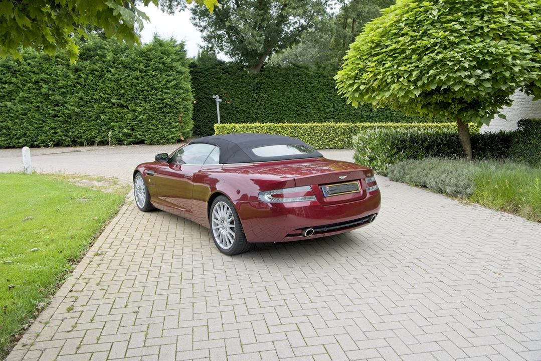 2006 Aston Martin DB9 - Image 25 of 31
