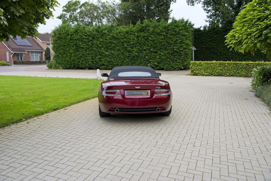 2006 Aston Martin DB9 - Image 29 of 31