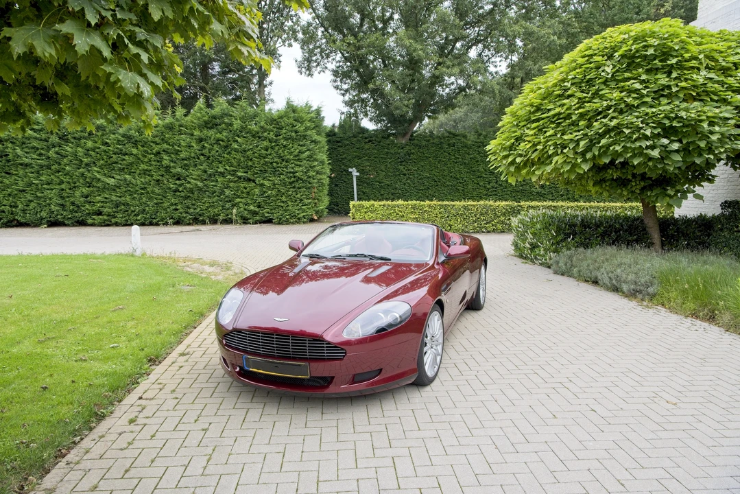 2006 Aston Martin DB9 - Image 12 of 31