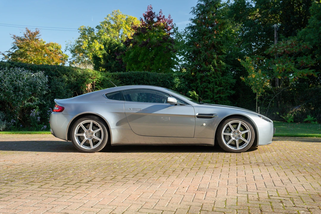 2006 Aston Martin V8 Vantage (2006-2017) - Image 14 of 31