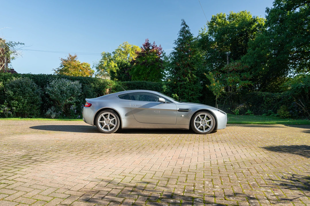 2006 Aston Martin V8 Vantage (2006-2017) - Image 18 of 31