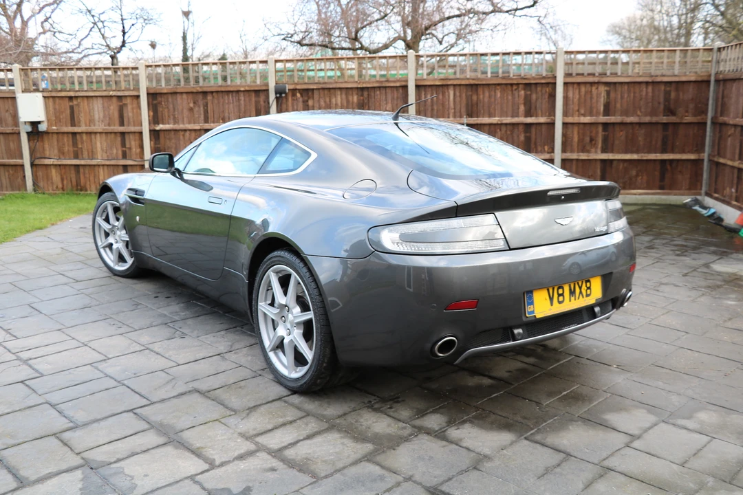 2006 Aston Martin V8 Vantage (2006-2017) - Image 30 of 31