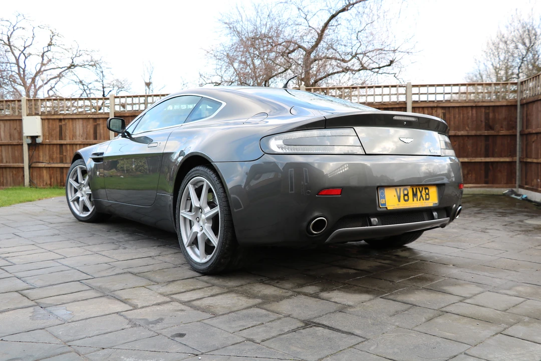 2006 Aston Martin V8 Vantage (2006-2017) - Image 29 of 31