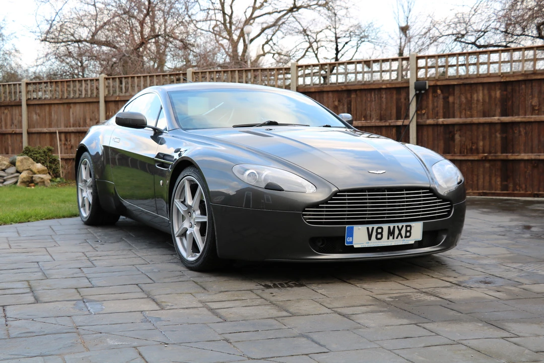 2006 Aston Martin V8 Vantage (2006-2017) - Image 2 of 31