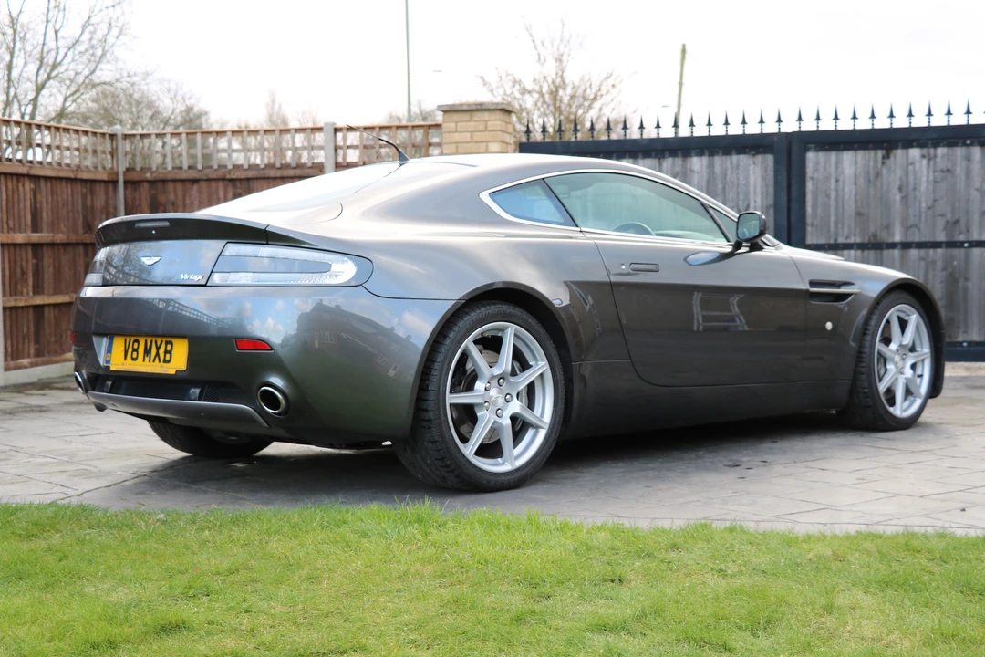 2006 Aston Martin V8 Vantage (2006-2017) - Image 9 of 31