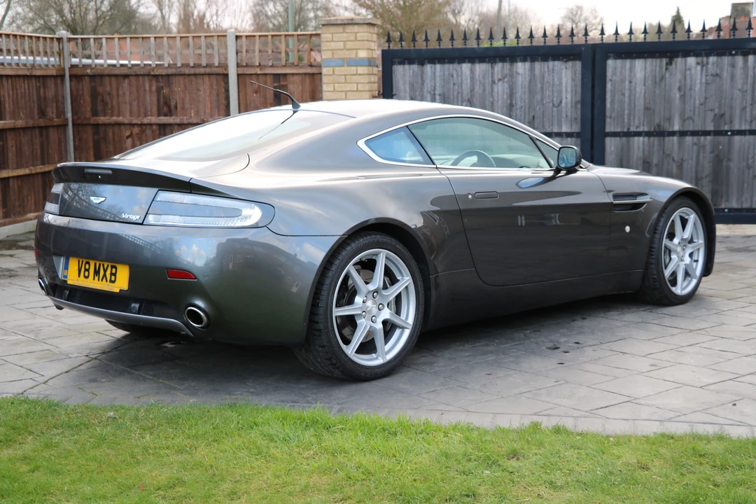 2006 Aston Martin V8 Vantage (2006-2017) - Image 10 of 31