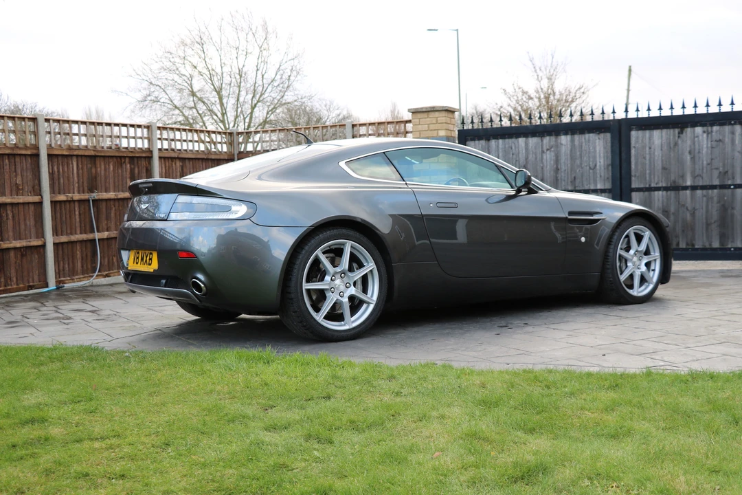 2006 Aston Martin V8 Vantage (2006-2017) - Image 11 of 31