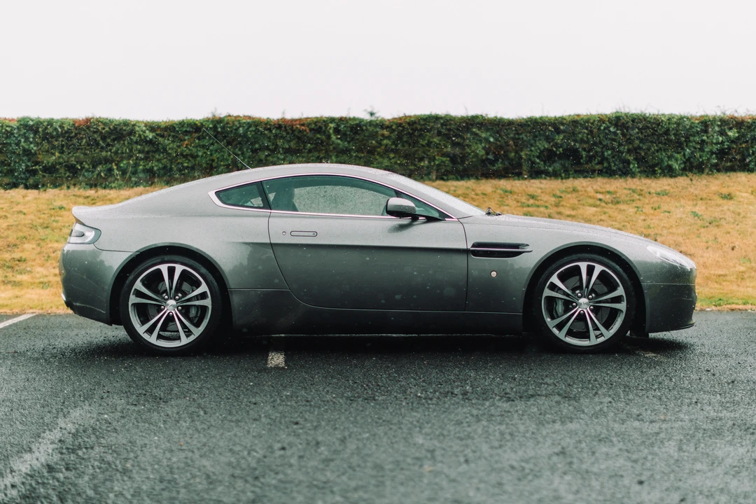 2006 Aston Martin V8 Vantage (2006-2017) - Image 12 of 31
