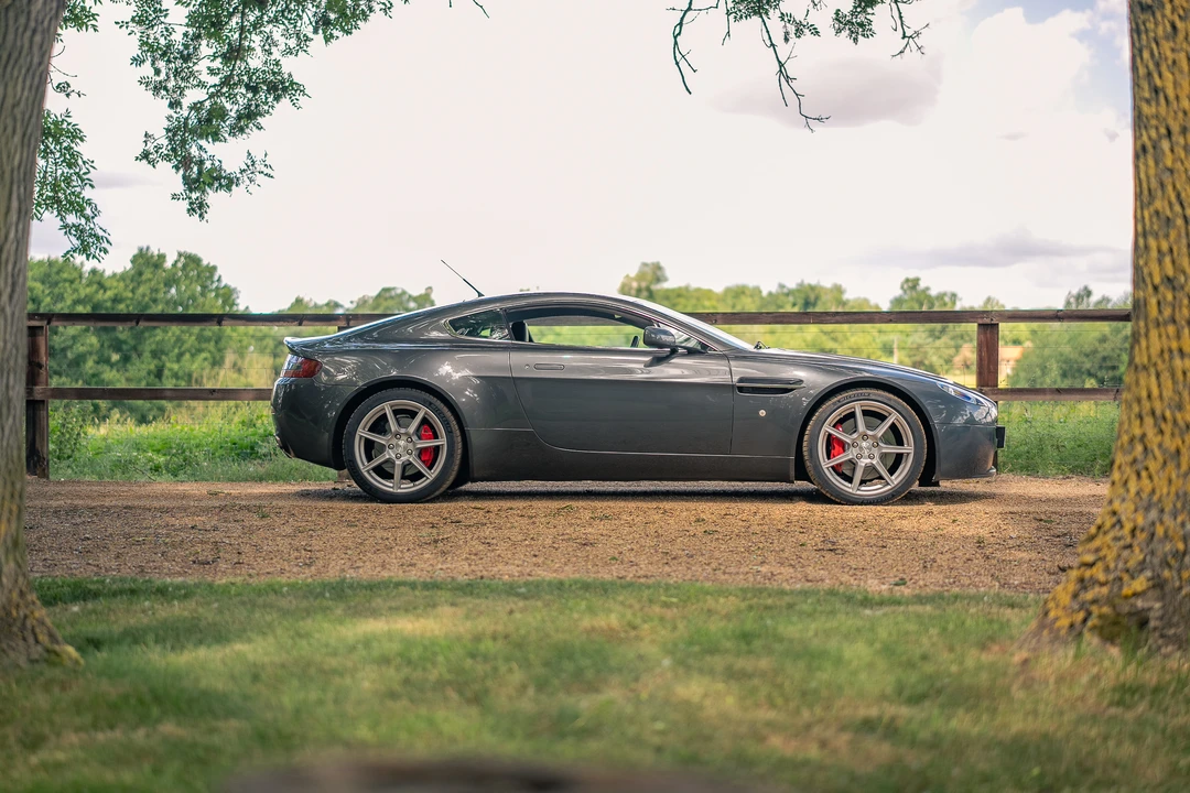 2006 Aston Martin V8 Vantage (2006-2017) - Image 8 of 31