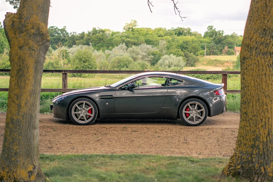 2006 Aston Martin V8 Vantage (2006-2017) - Image 5 of 31