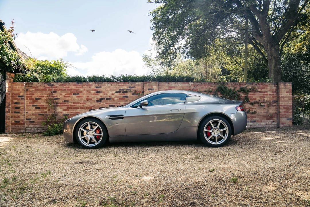 2006 Aston Martin V8 Vantage (2006-2017) - Image 5 of 31