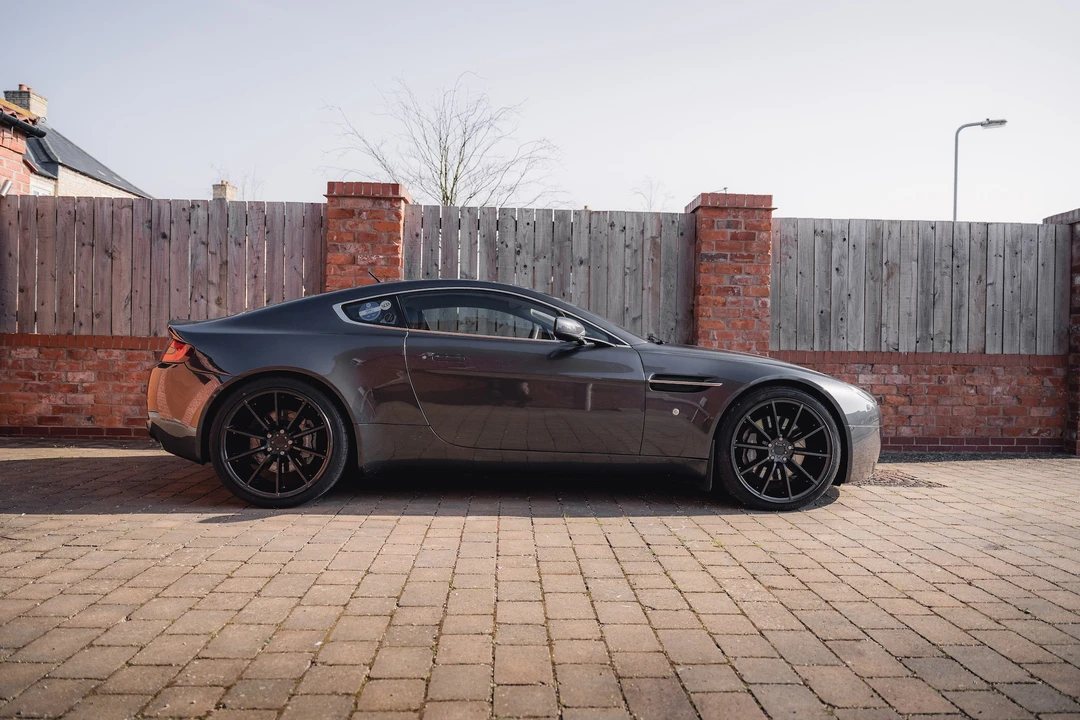 2006 Aston Martin V8 Vantage (2006-2017) - Image 5 of 31