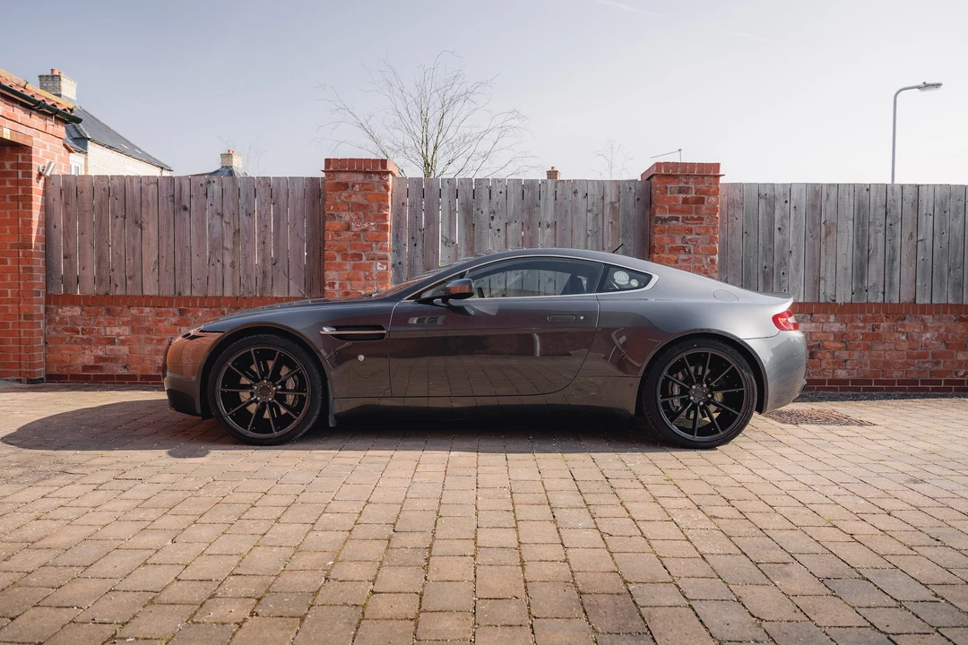 2006 Aston Martin V8 Vantage (2006-2017) - Image 9 of 31