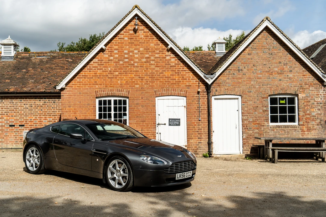 2006 Aston Martin V8 Vantage (2006-2017) - Image 3 of 31