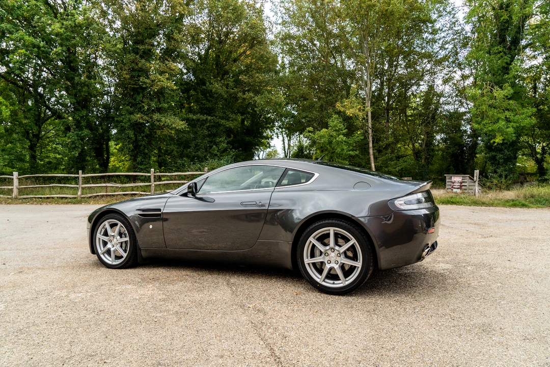 2006 Aston Martin V8 Vantage (2006-2017) - Image 25 of 31