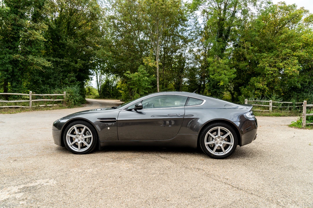 2006 Aston Martin V8 Vantage (2006-2017) - Image 26 of 31
