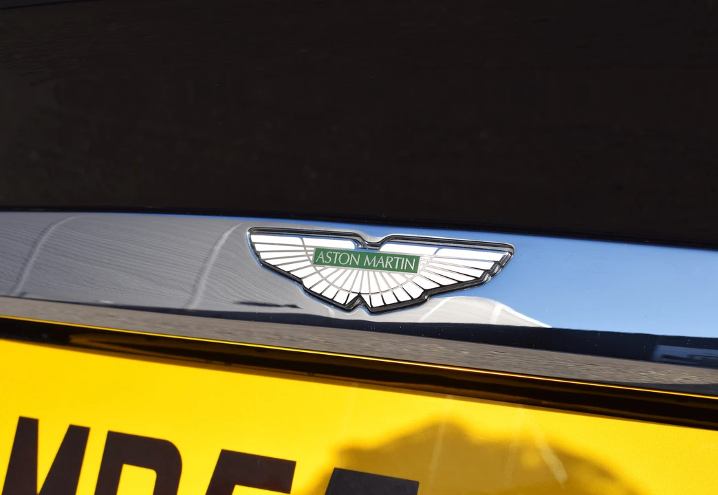 2006 Aston Martin Vanquish 1st Gen - Image 24 of 31
