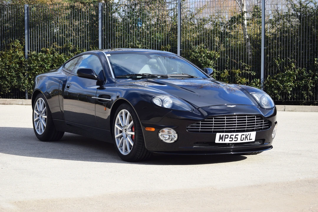 2006 Aston Martin Vanquish 1st Gen - Image 14 of 31