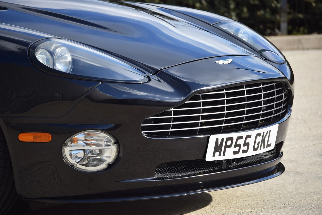 2006 Aston Martin Vanquish 1st Gen - Image 25 of 31